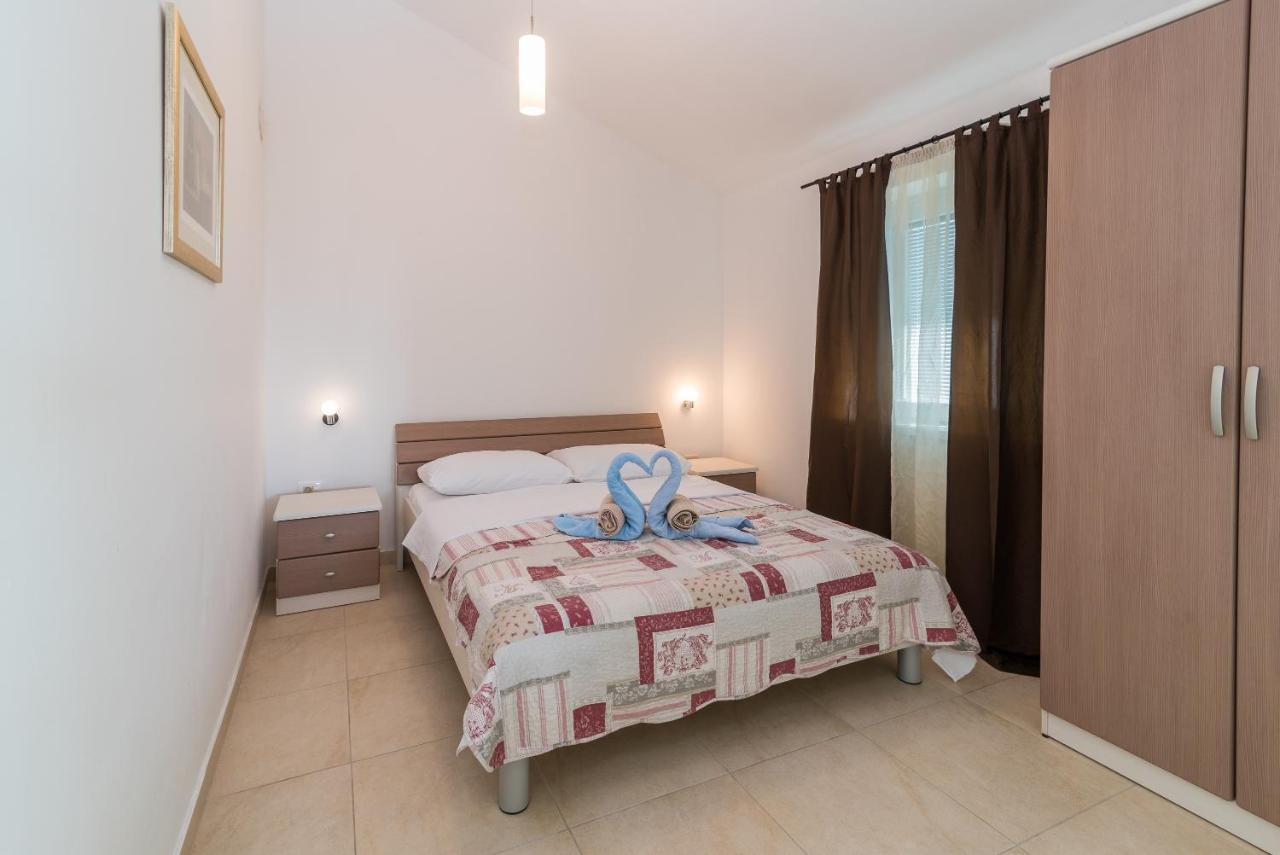 Apartments Salatic Krk Town Dış mekan fotoğraf